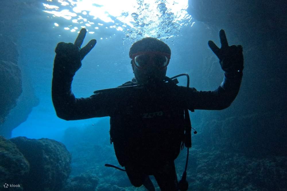 [Okinawa Japan] Onna Village Maeda Blue Cave Tour (Beach Entry: No Boat Ride)